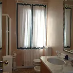 Bed and Breakfast At A Palazzo Βενετία