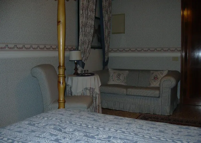 At A Palazzo Bed & Breakfast Venetië