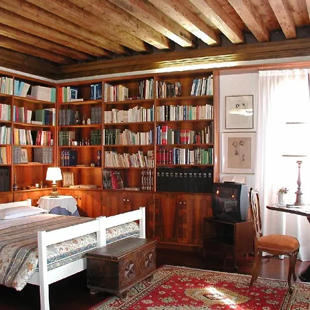 At A Palazzo Bed and breakfast 3*