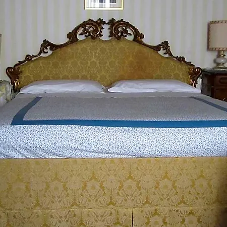 At A Palazzo Bed and breakfast