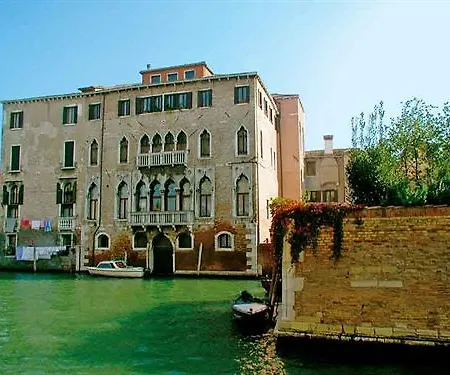 Frühstückspension At A Palazzo
