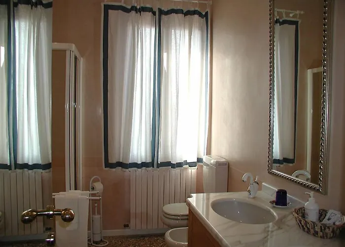 Couette-café At A Palazzo Venise