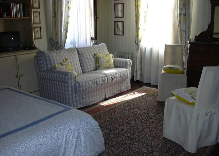 ベッド・アンド・ブレックファスト At A Palazzo